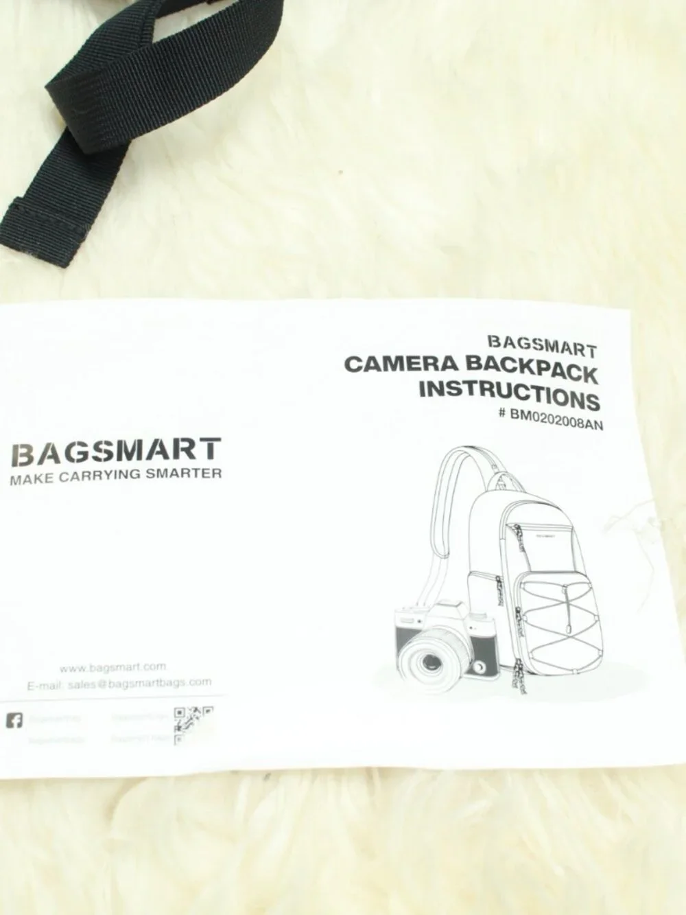 BAGSMART Small Beige Padded Divider Camera Backpack/Sling Travel Bag NWT